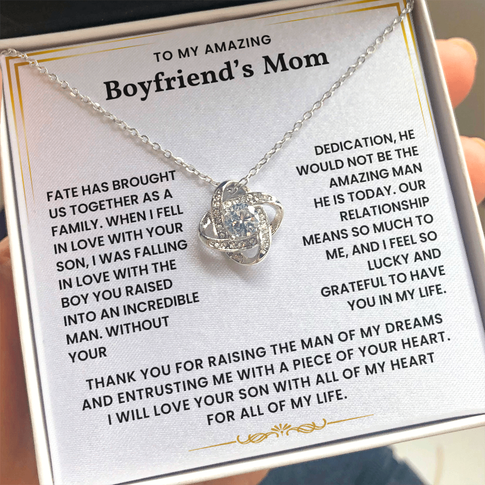 To My Boyfriend's Mom - Thank You for Raising The Man of My Dreams - Necklace