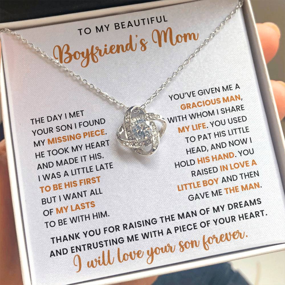 Meaningful Gift for Boyfriend's Mom - Necklace Gift Set
