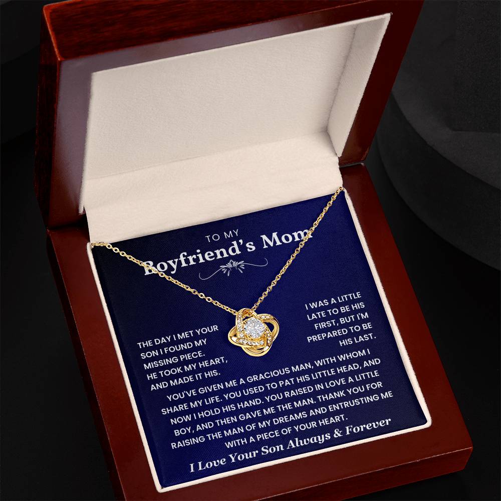 To My Boyfriend's Mom - Thank You for Raising The Man of My Dreams - Necklace