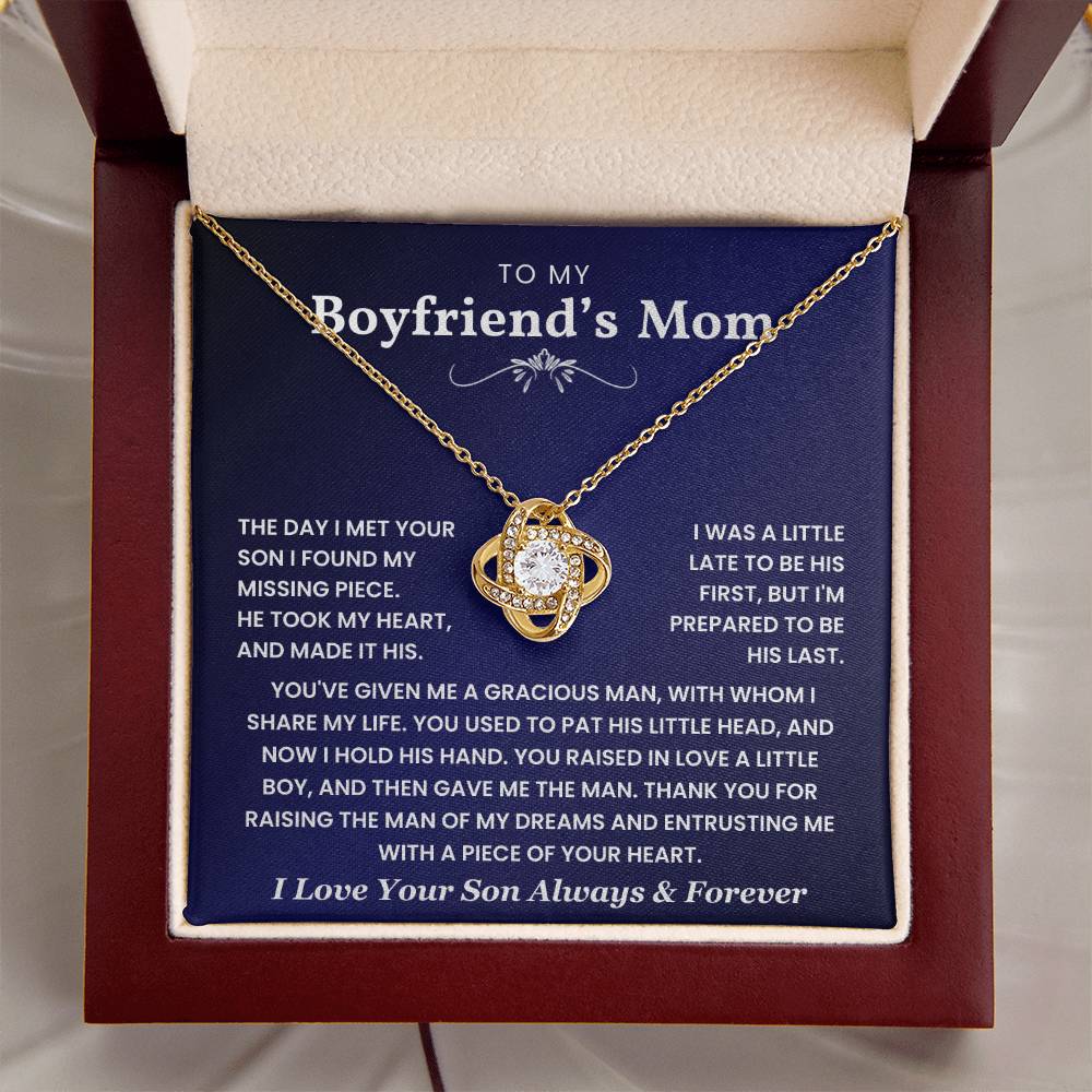 To My Boyfriend's Mom - Thank You for Raising The Man of My Dreams - Necklace
