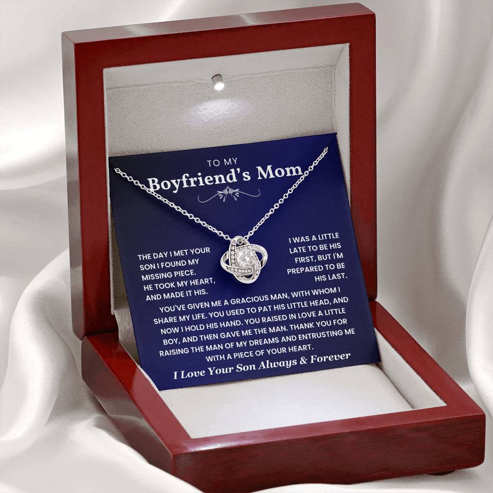 To My Boyfriend's Mom - Thank You for Raising The Man of My Dreams - Necklace